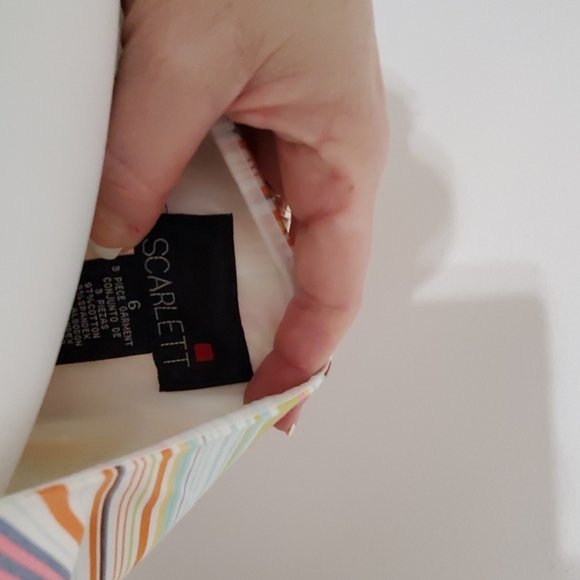 Multi Stripped sleavless dress - Picture 6 of 8